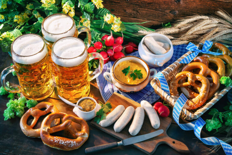 Best Foods For Oktoberfest: Top 5 German Dishes Most Recommended By Experts