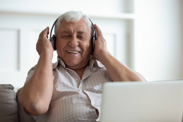Music & medicine: Listening to your favorite songs can reduce pain