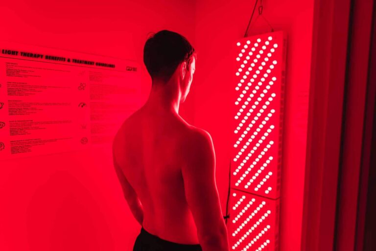 Best Red Light Therapy Devices: Top 5 Products Most Recommended By Experts