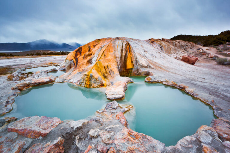 Best Hot Springs In America: Top 5 Natural Spas Most Recommended By Experts