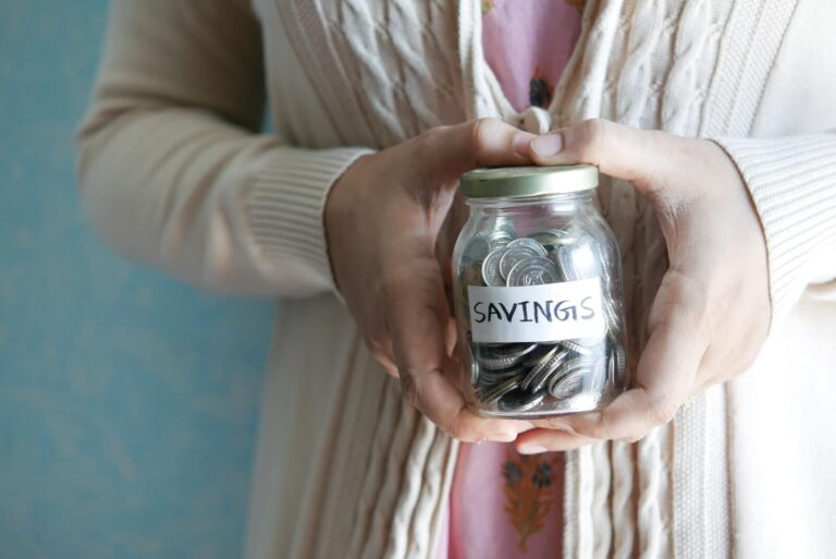 40% of Americans think their savings could only last them 4 months in emergency