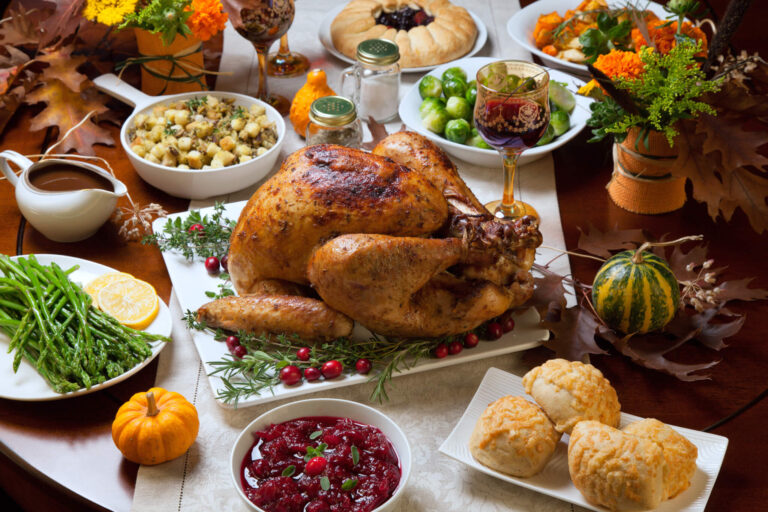 Best Thanksgiving Sides: Top 7 Holiday Dishes, According To Experts